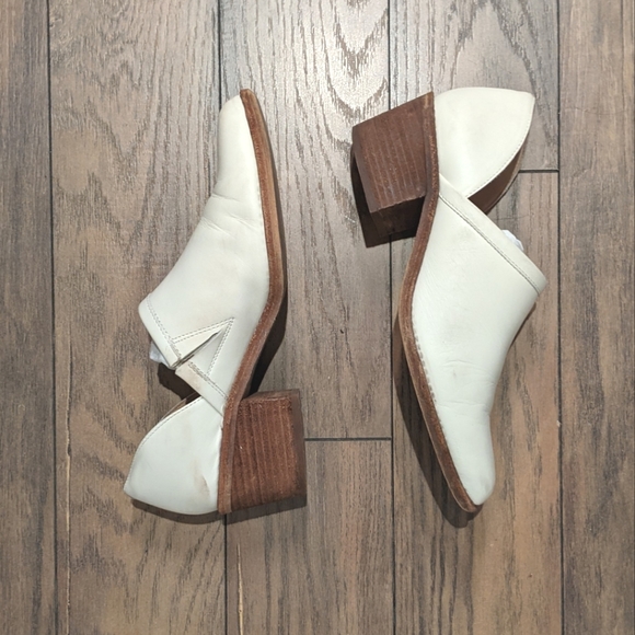 SOLD - Madewell Brady Bootie - Size 8 - Picture 4 of 5